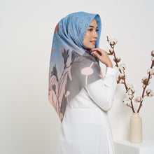 Afbeelding in Gallery-weergave laden, GOLDENLIGHT Song Of Heaven | The Novella Scarf